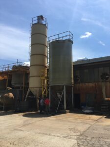 sedimentatore art.6 da 50 mc dn 3000 con scala e passerella